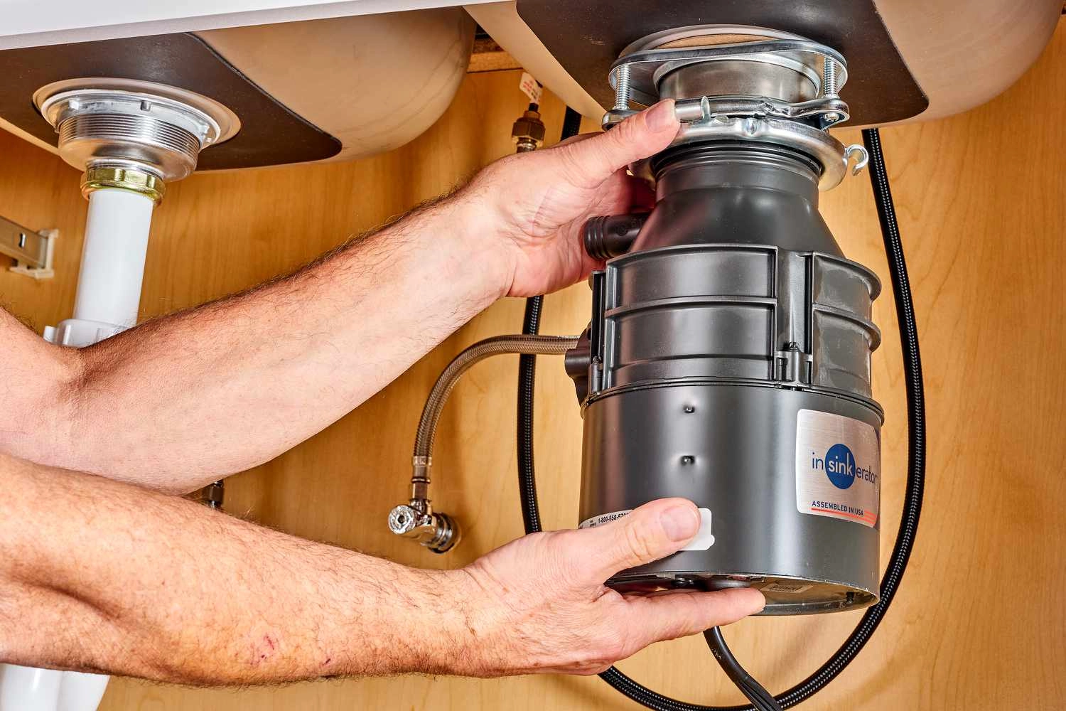 Cleaning Tips for a Fresh-Smelling Disposal